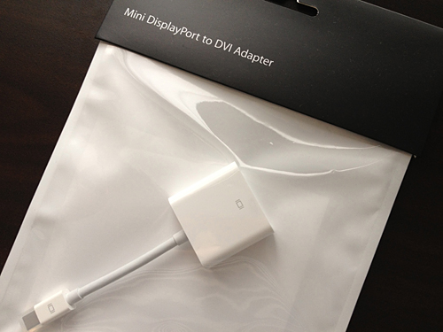 Apple Mini DisplayPort − DVI アダプタ